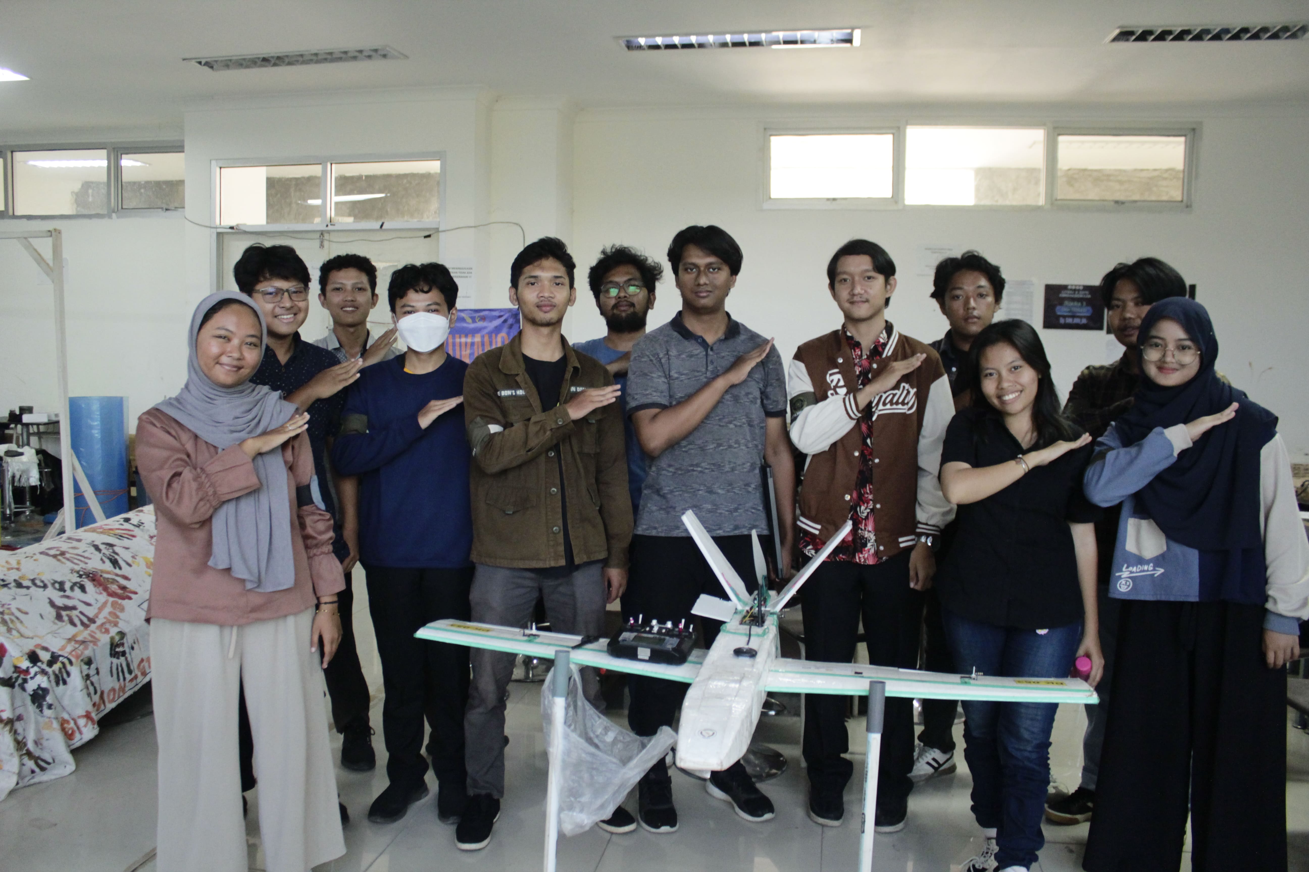 Galeri 6 - Eksperimen Teknologi